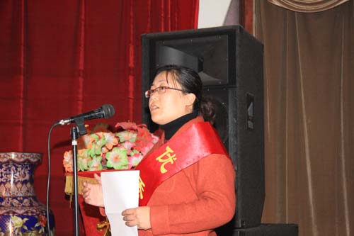 365游戏大厅召开2007—2008学年度优秀教师和优秀辅导员表彰大会