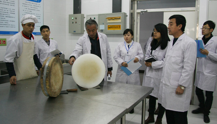 学院组织开展食堂伙食工作专项自查